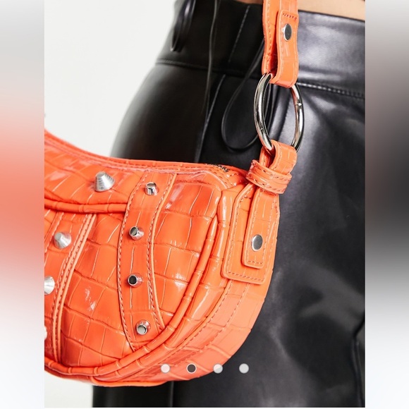 ASOS DESIGN curved crossbody bag with studding in orange croc - Picture 2 of 6